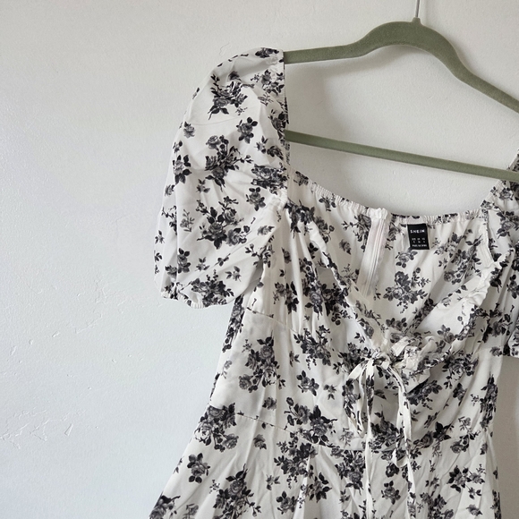 Black White Floral Milkmaid Dress Square Neck Renaissance Renfair Cottagecore S - Picture 12 of 13